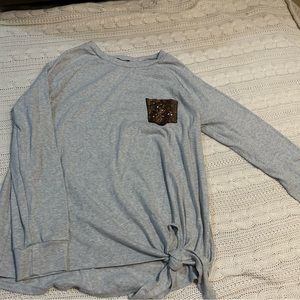 Grey sweatshirt with sequin pocket, size large